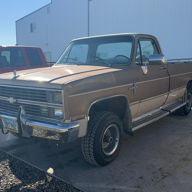 1984 CHEVROLET 2500