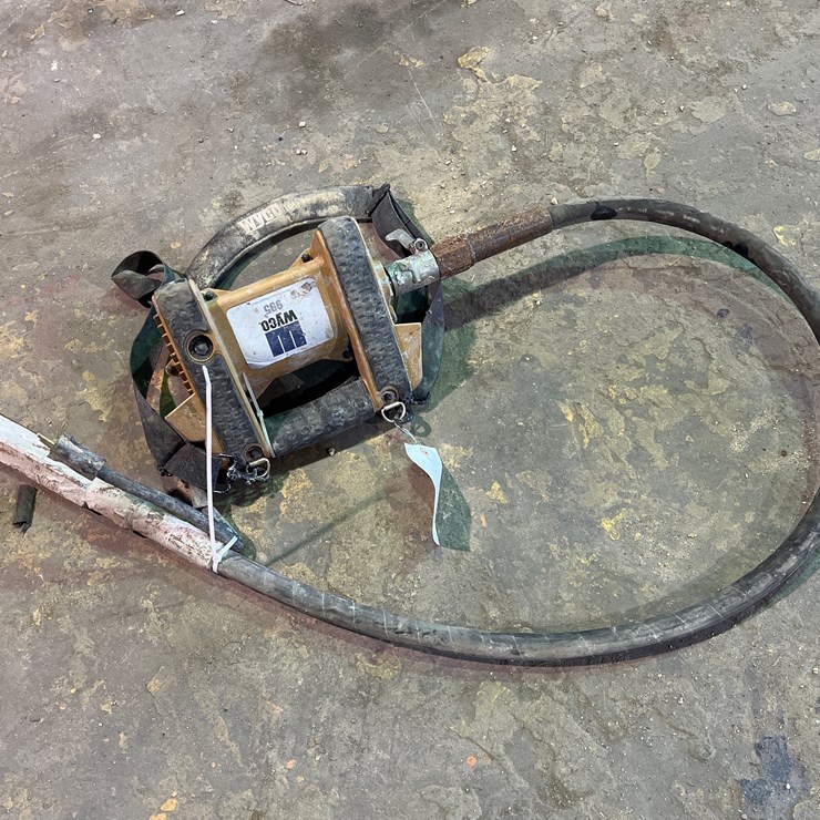 #4016 • WYCO CONCRETE VIBRATOR