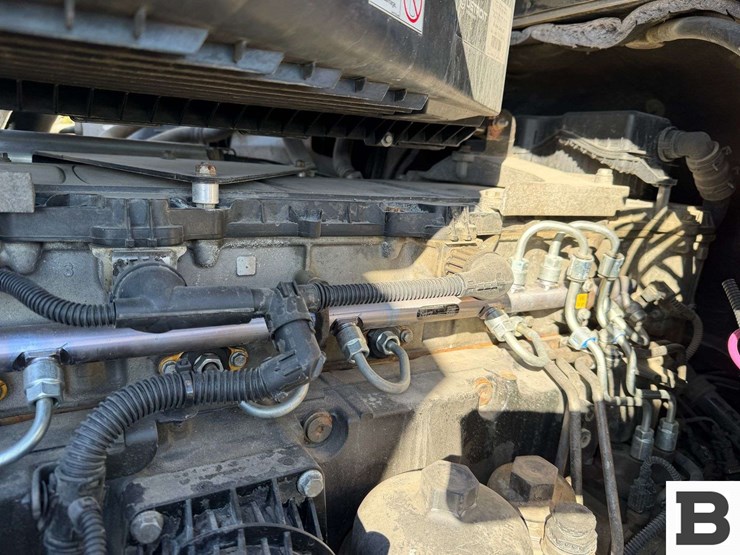 2019-freightliner-cascadia-126-image-46