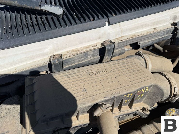 1996-ford-econoline-350-image-33