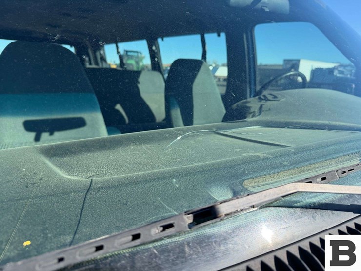 1995-ford-econoline-350-image-11