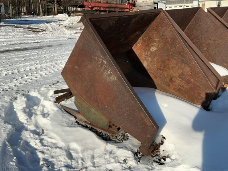 #224-•-self-dumping-hopper-image-3