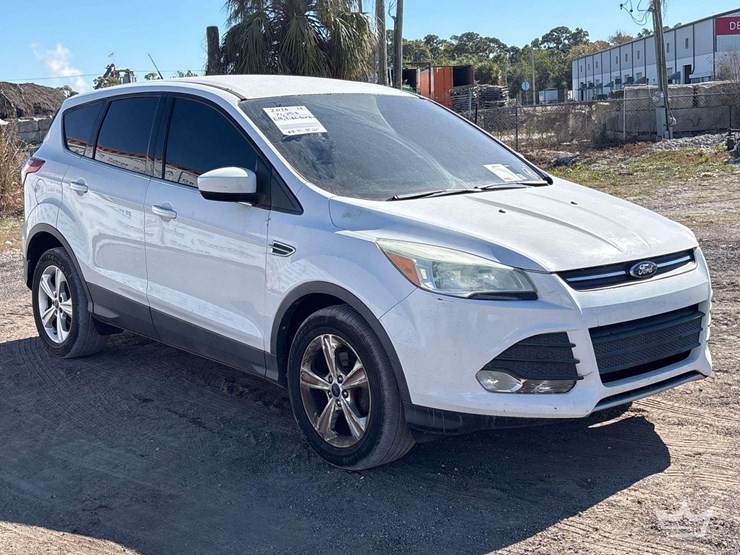 2016-ford-escape-image-2