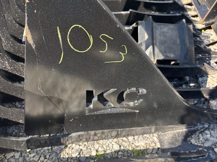 #1053-•-76-in.-skeleton-bucket-high-side-image-1