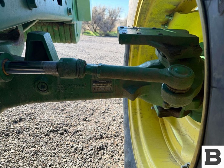 2013-john-deere-6125r-image-49