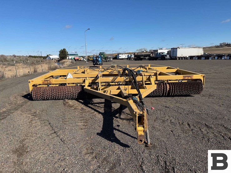 schmeiser-till-an-bedder-image-9