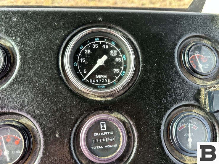 new-holland-1095-image-33