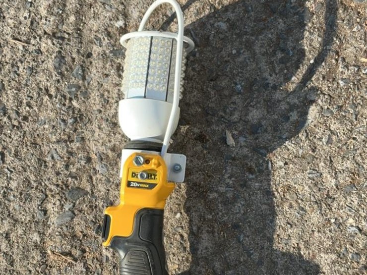 #105-•-dewalt-fan-and-led-light-image-18