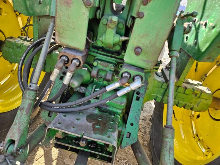 john-deere-4020-image-21