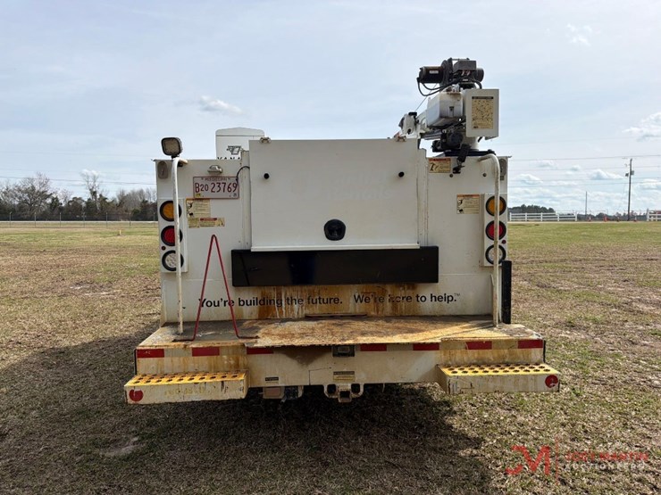 2018-ford-f550-xl-image-4