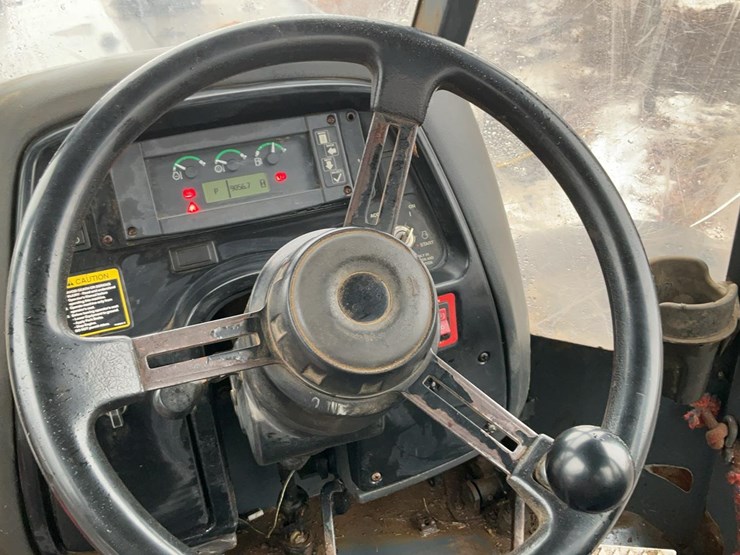 2006-deere-640g-iii-image-19