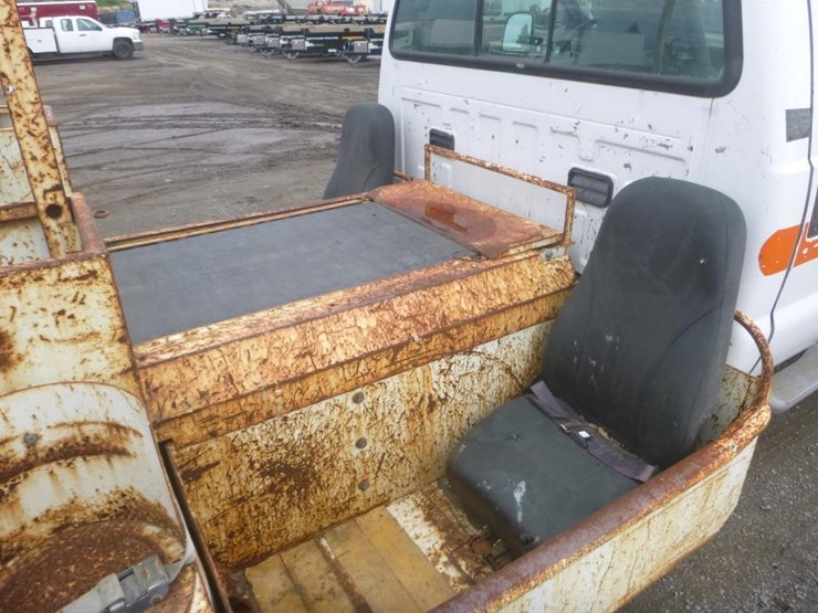 2004-ford-f450-image-8