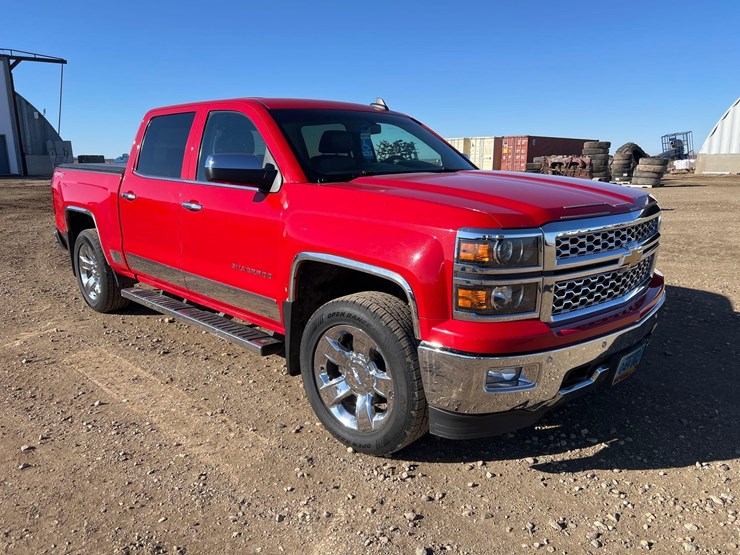 2015-chevrolet-silverado-1500-image-3