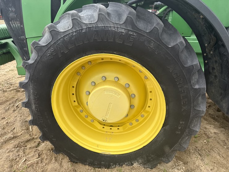 2015-john-deere-8270r-image-12