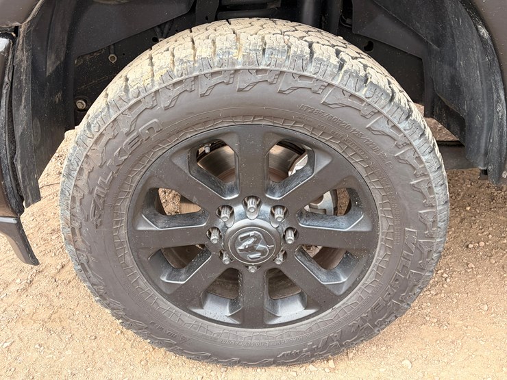 2022-ram-2500-hd-pickup-image-27