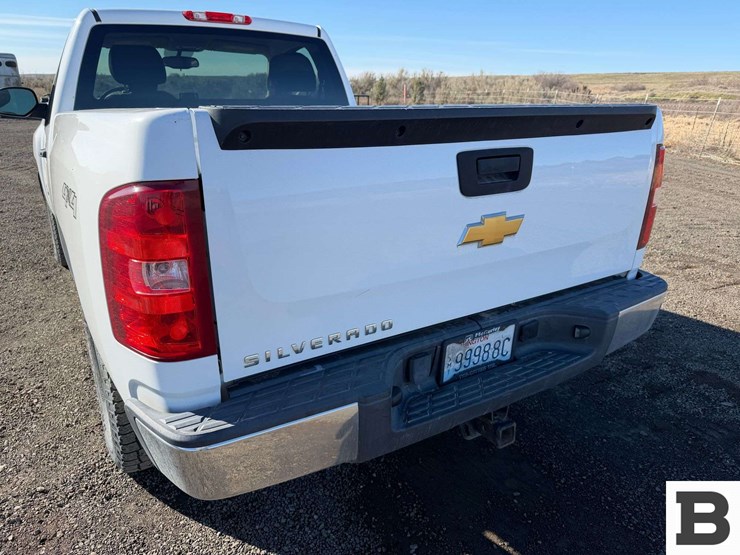 2013-chevrolet-silverado-1500-image-16