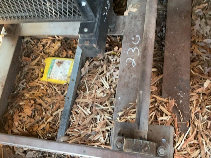 #230-•-hydraulic-setup-for-debarker-image-3