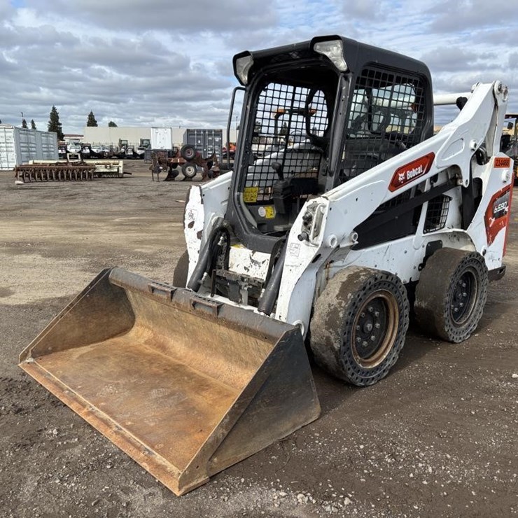 2021 BOBCAT S590