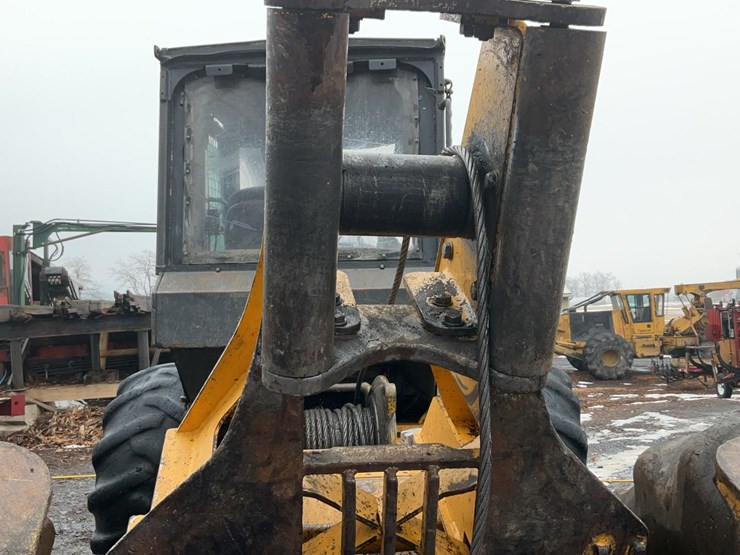 2006-deere-640g-iii-image-41