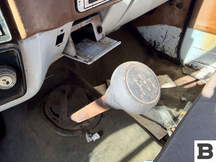 1979-gmc-sierra-3500-image-22