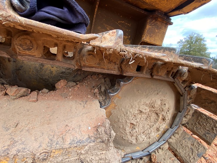 2004-deere-550h-image-13