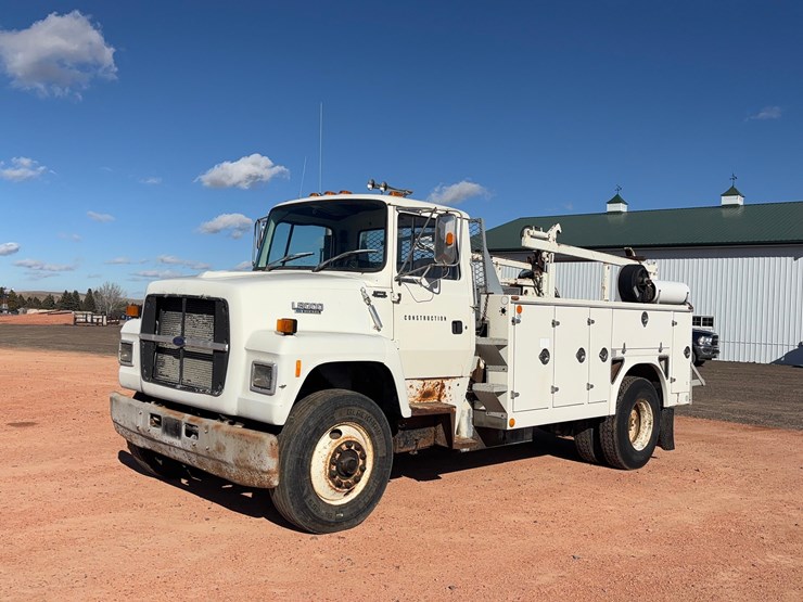 1992-ford-l8000-image-1