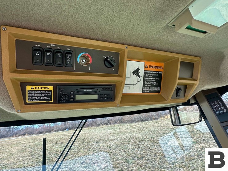 2005-john-deere-4995-image-41