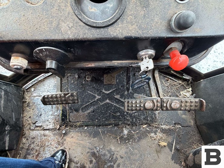 john-deere-4230-image-37