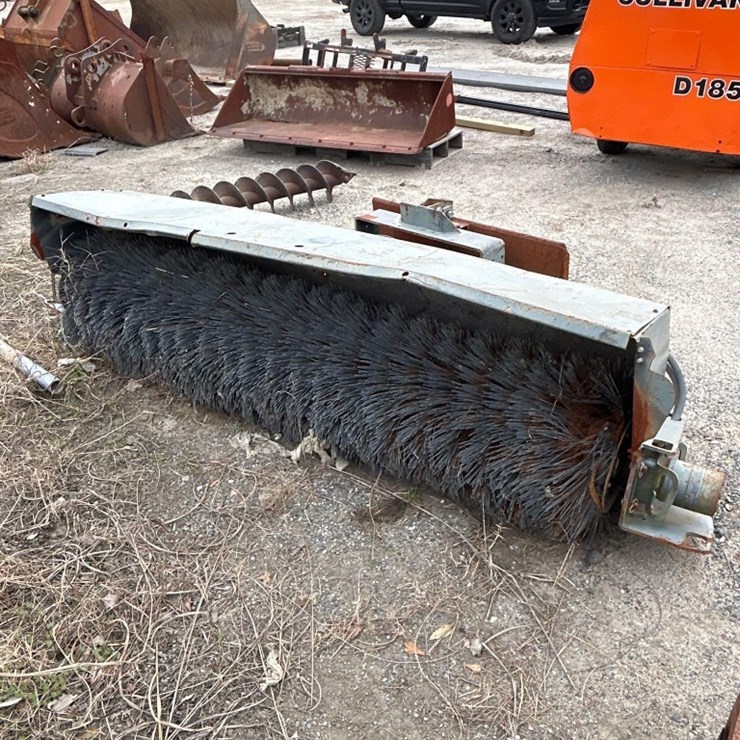 8FT SKID STEER ANGLE BROOM ATTACHMENT