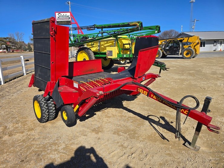 new-holland-166-image-7