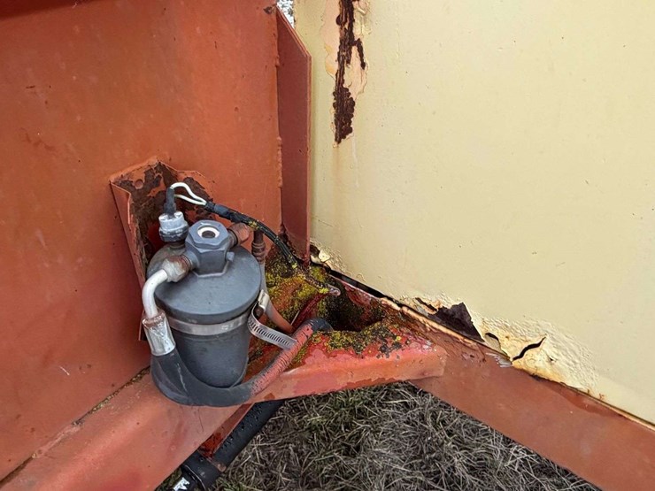 new-holland-1075-image-34