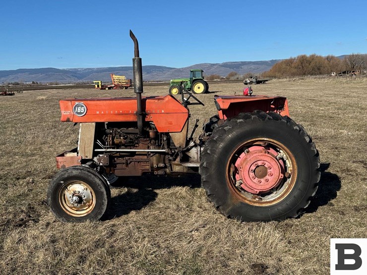massey-ferguson-165-image-3
