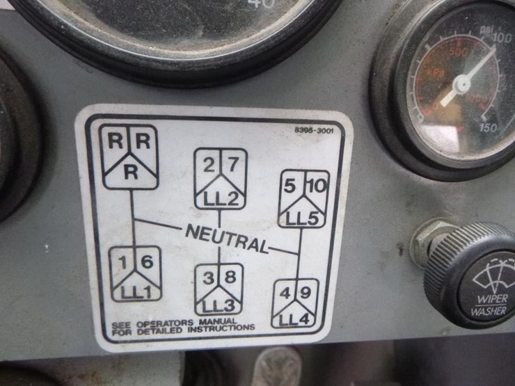 1996-gradall-xl4100-image-24