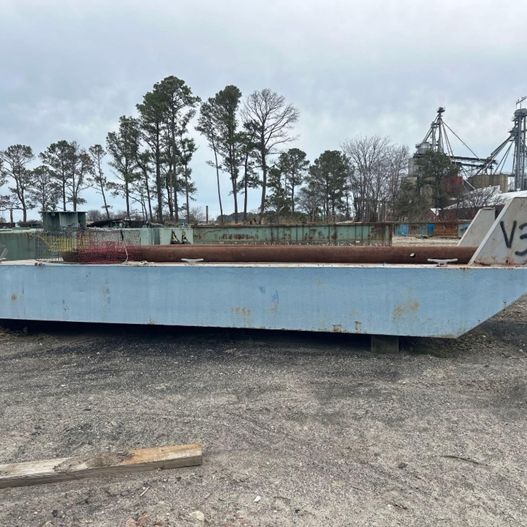 11 X 25FT PUSHER BOAT