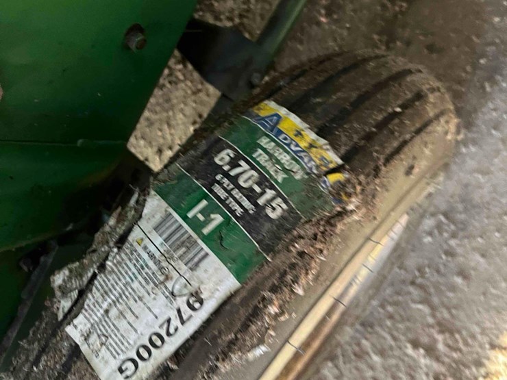 john-deere-24t-image-8