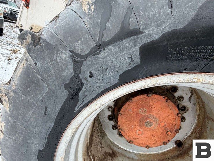 case-2670-tractor-image-14