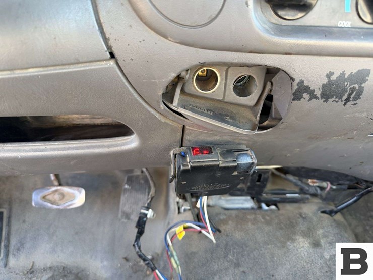 1999-ford-f250-image-33