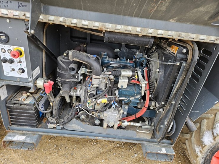 2017-skyjack-sj6832rt-image-22