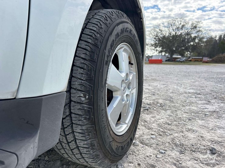 2012-ford-escape-image-27