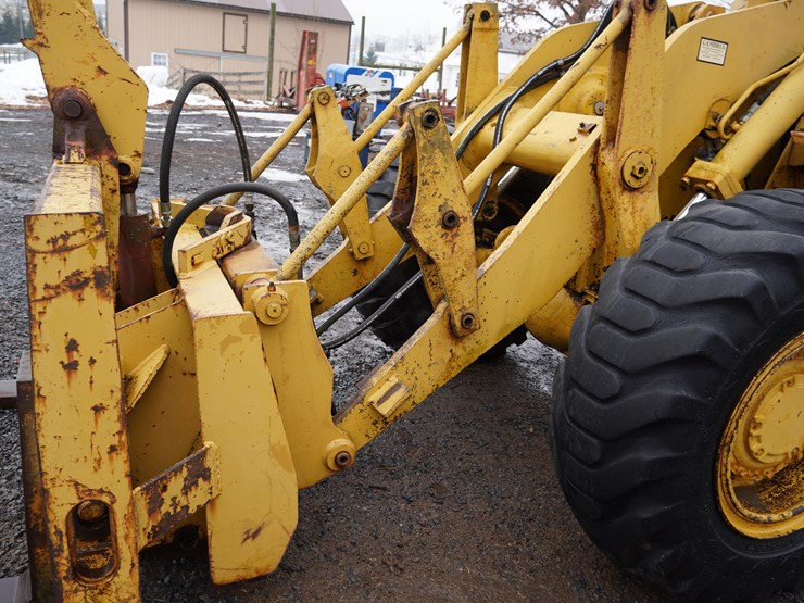 caterpillar-930-image-27