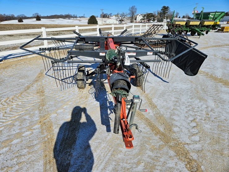 2020-kubota-ra1042t-image-8