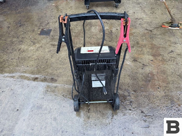 schumacher-battery-charger-image-4