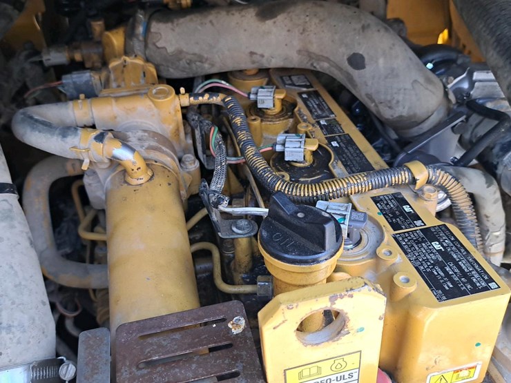 2018-caterpillar-289d-image-21