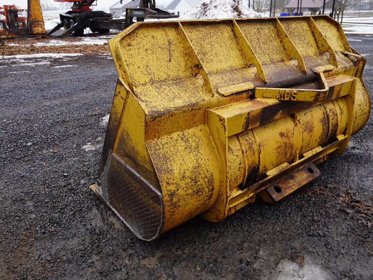 caterpillar-930-image-56