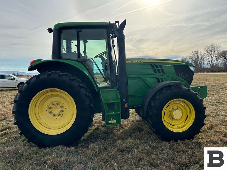 2014-john-deere-6140m-image-9