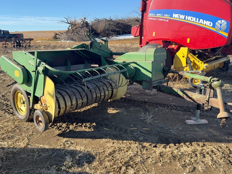 john-deere-24t-image-17