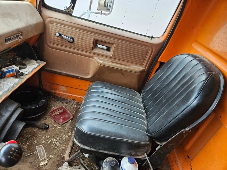 1979-gmc-7000-image-28