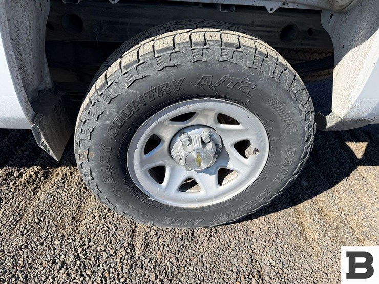 2016-chevrolet-silverado-1500-image-12