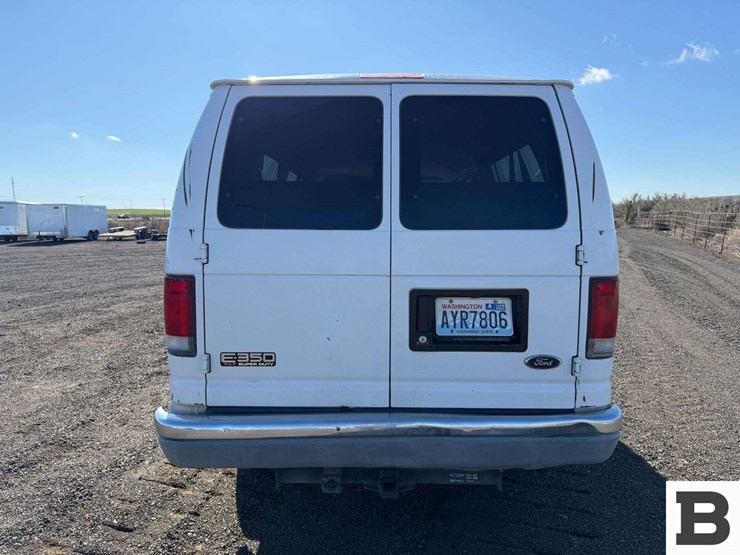 2001-ford-econoline-350-image-5