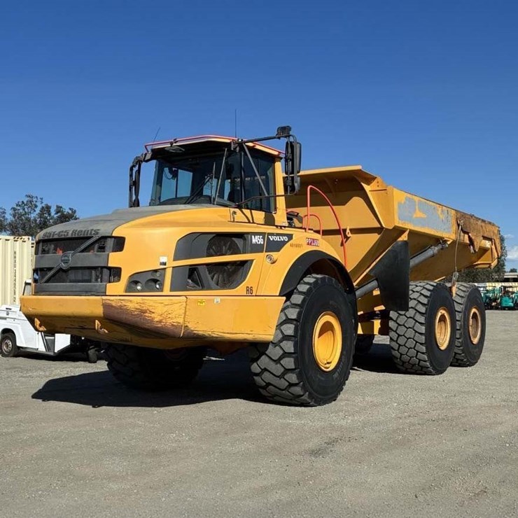 2018 VOLVO A45G